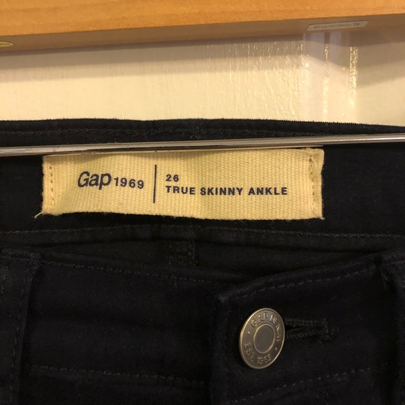Gap 1969 TRUE skinny pant (navy) - Picture 4 of 5